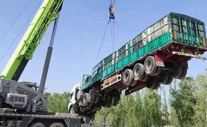 八步区道路脱困救援案例